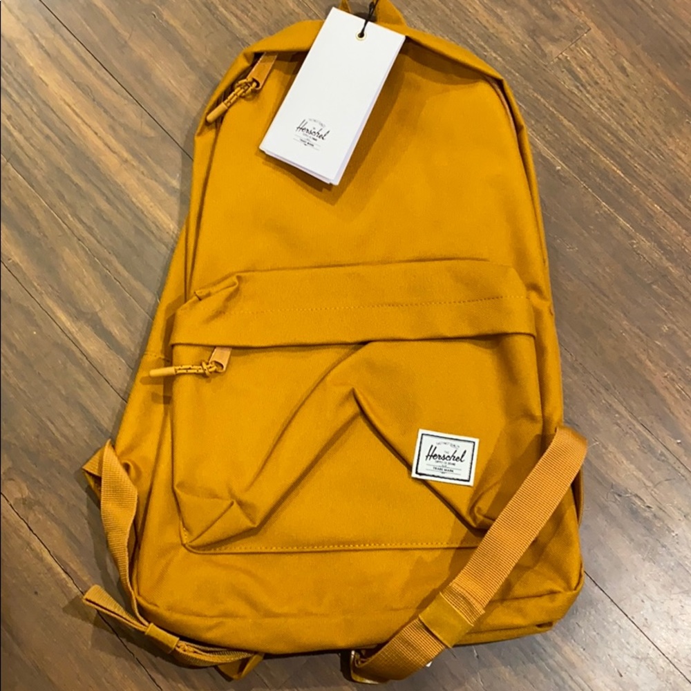 Hershel classic backpack in buckhorn brown